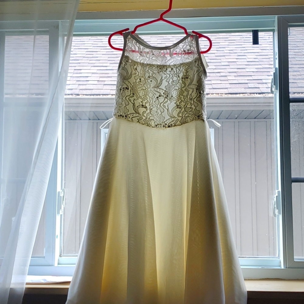 White dress for kids